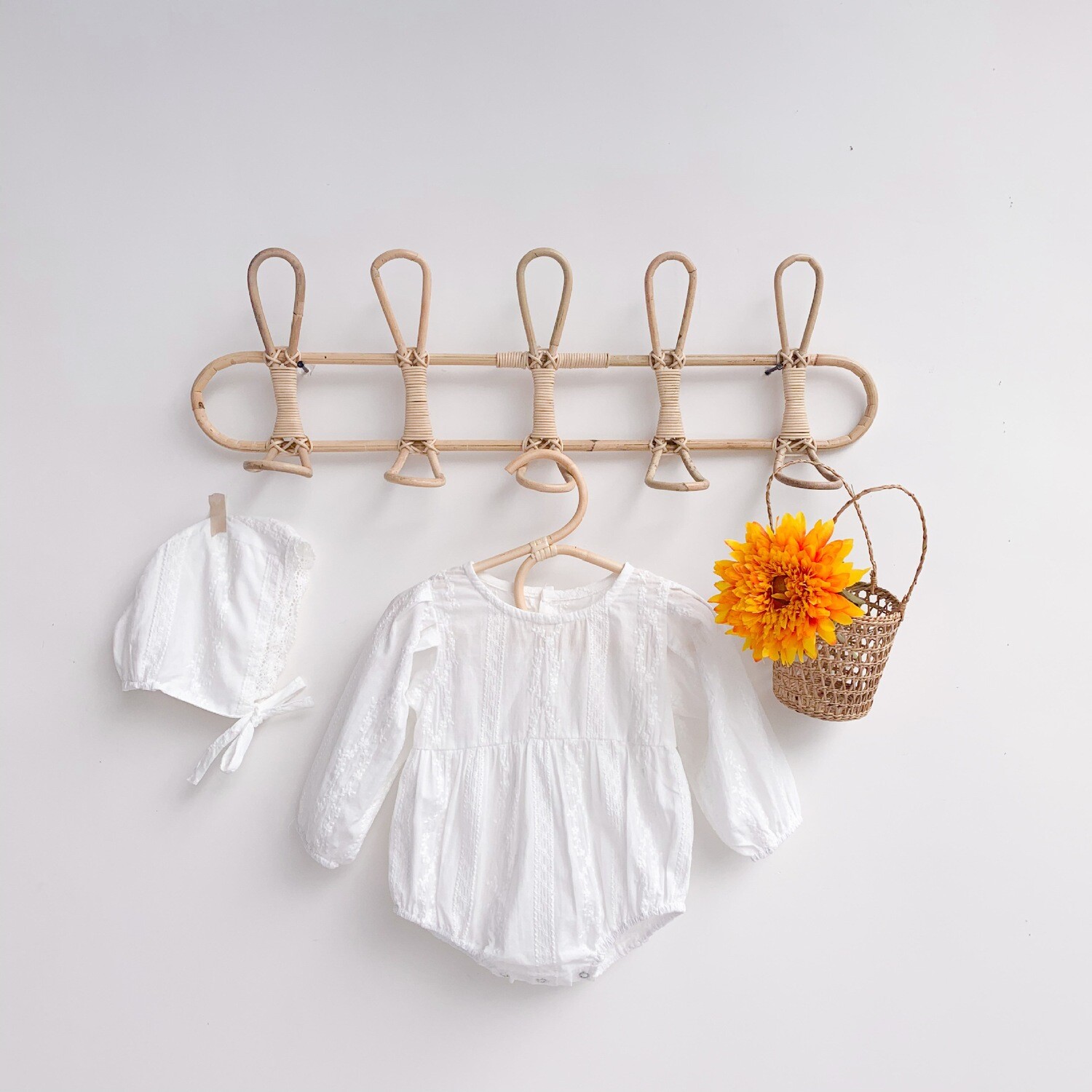 Conjunto Naif