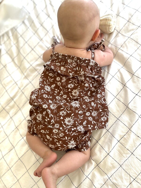 Conjunto Floral Chocolate