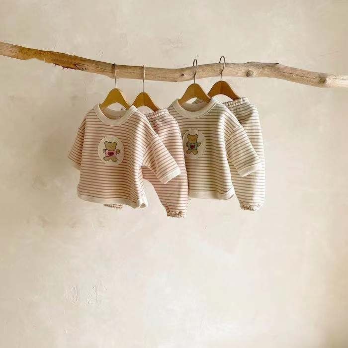 Conjunto Rayas