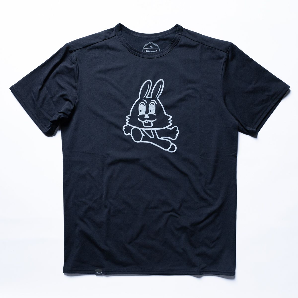 “飛び出しウサギ”Tshirt