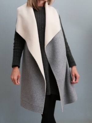 Fleece sleeveless coat