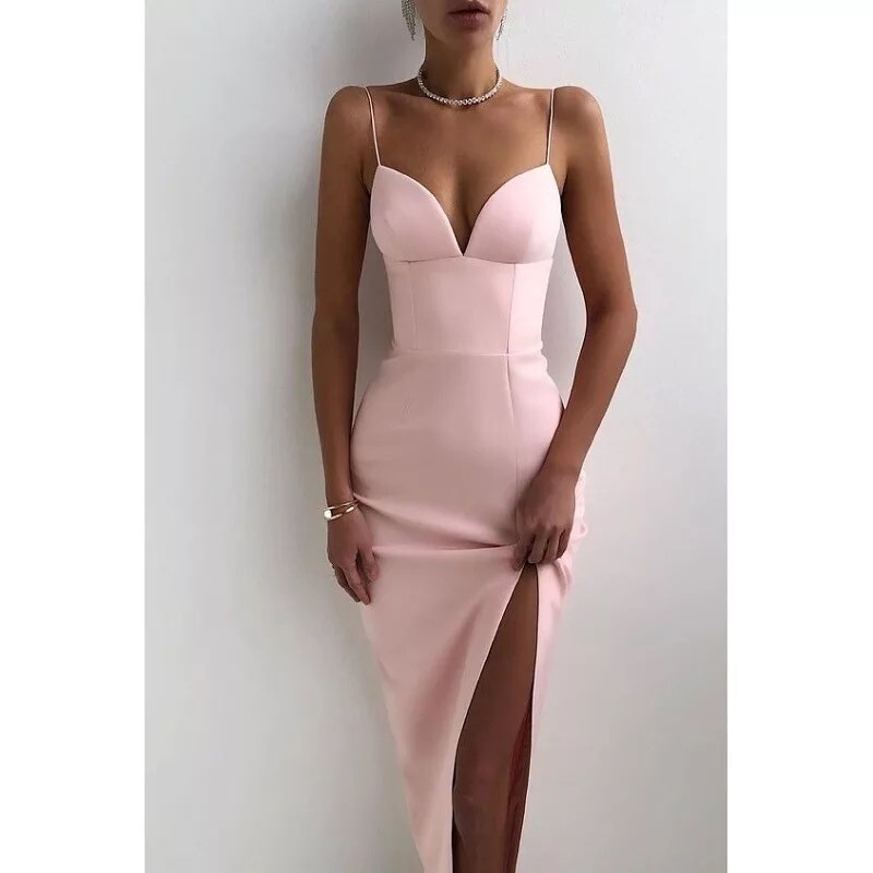 The &#39;&#39;Kailea&#39;&#39; Backless Spaghetti Strap Dress