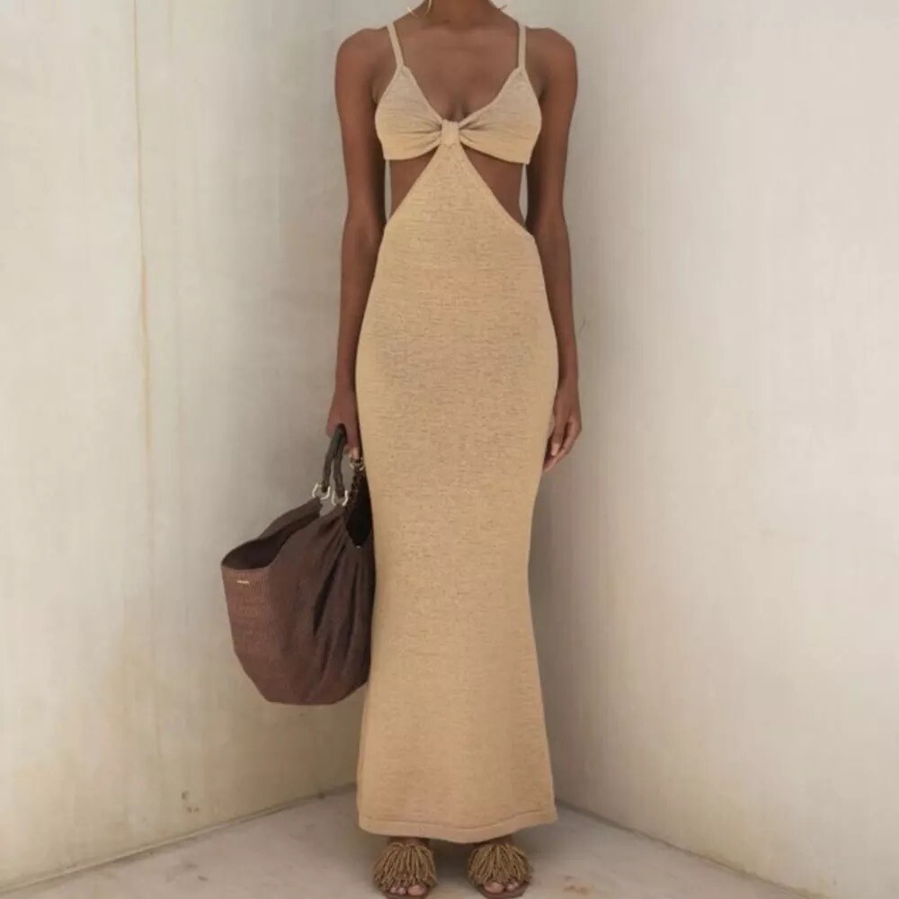 The &#39;&#39;Emersyn&#39;&#39; Backless Hollow Out Maxi Dress