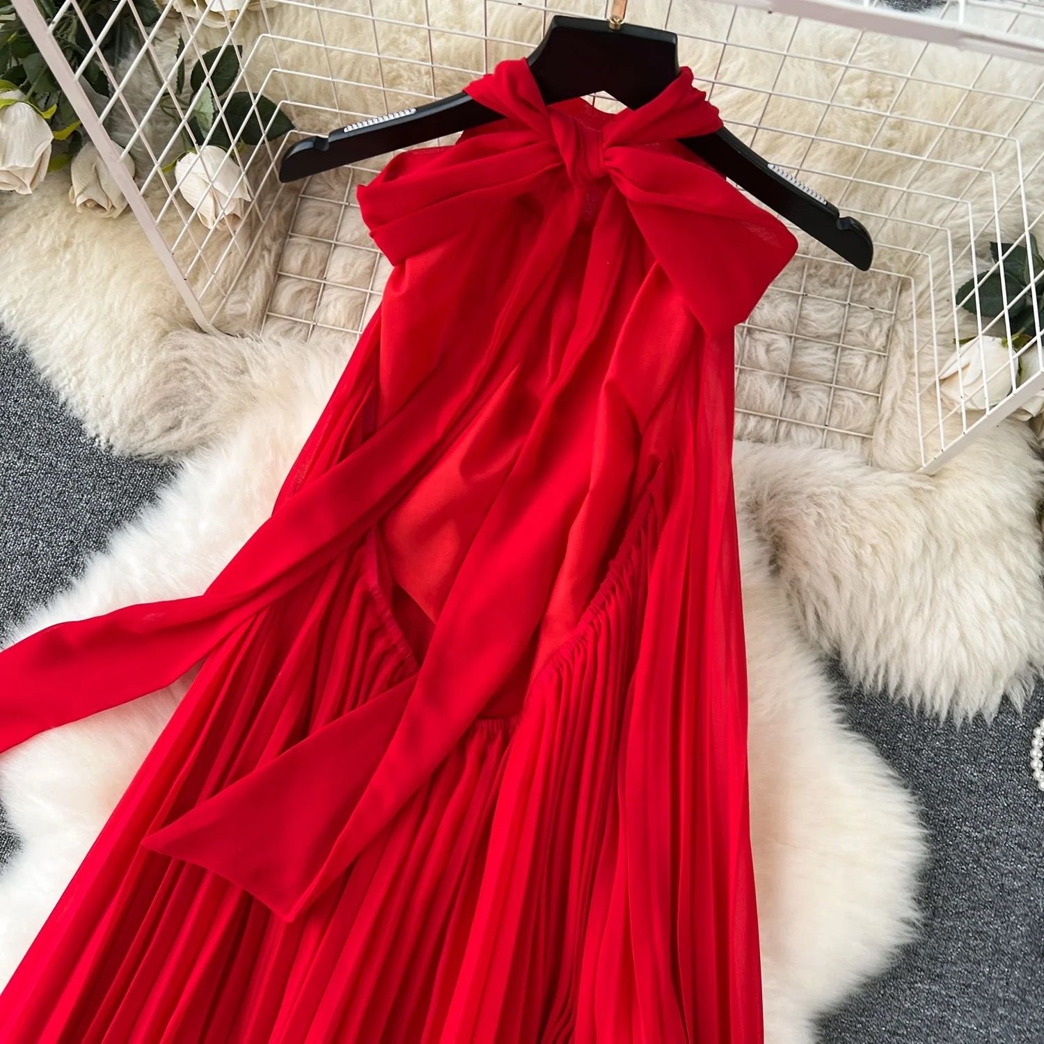 The ‘Kira’ Red Dress