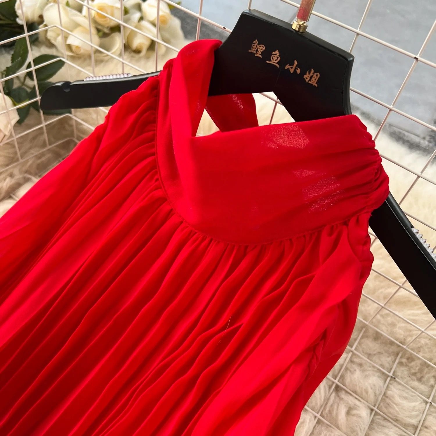 The ‘Kira’ Red Dress