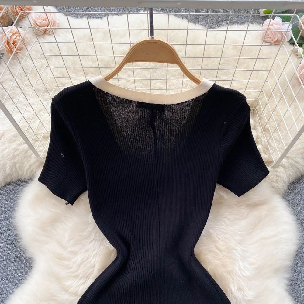 The ‘Aliana’ Dress