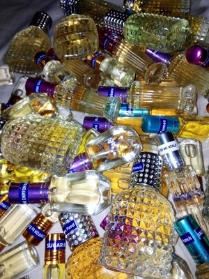 Wholesale of designer perfume oils in a variety of sizes 