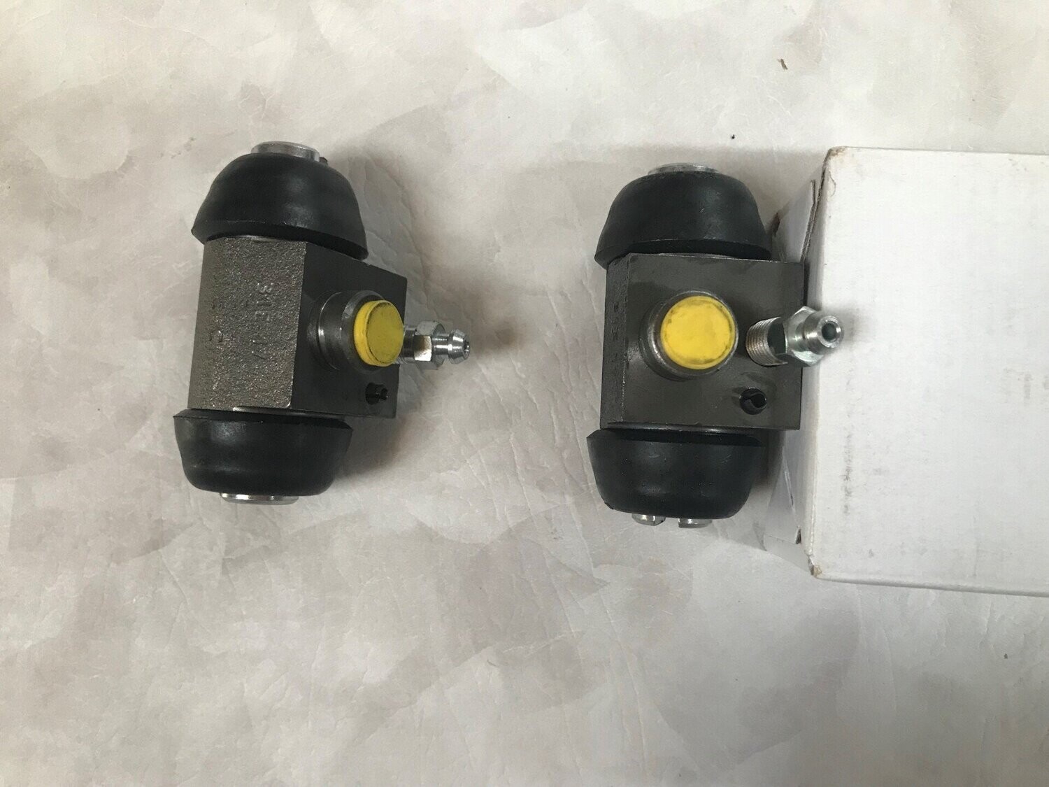 2000 MK11 2500 PI PAIR REAR WHEEL CYLINDERS GWC1205