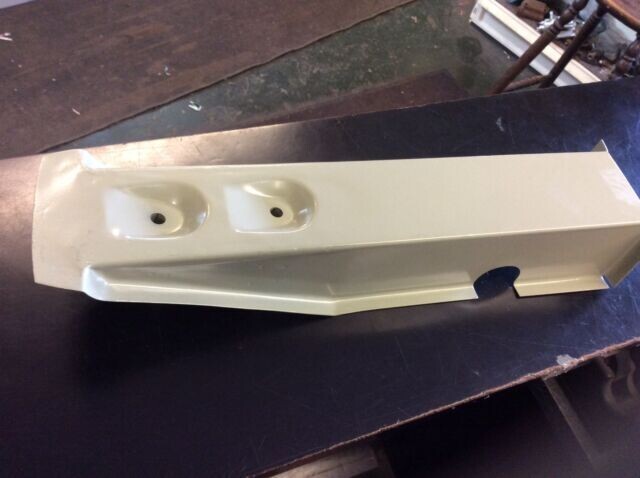 TRIUMPH SPITFIRE 1962 - 1981 GT6 MK1 11 111  FLOORPAN CENTRE CROSSMEMBER TS25