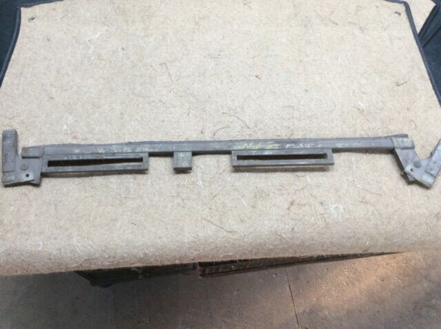 TRIUMPH SPITFIRE 706789 LEFT HAND DOOR WINDOW LIFT CHANNEL RUST FREE