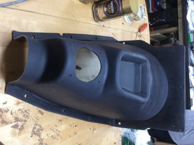TRIUMPH SPITFIRE MK1-1500 1962-1981 PLASTIC GEARBOX TUNNEL XKC1673SAP
