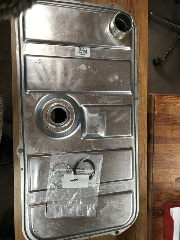 Classic MG Midget Spectra Petrol Fuel Tank with Seal 1972 - 1981 NRP8Z