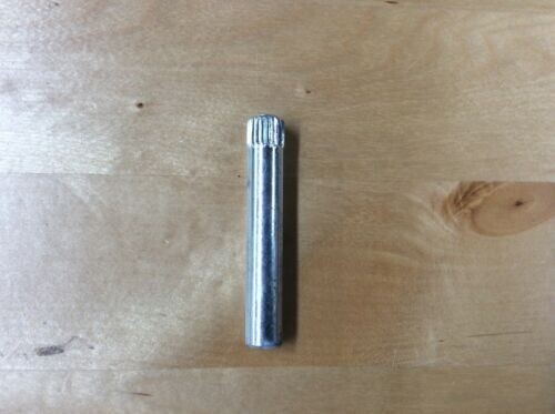 DOOR HINGE PIN TRIUMPH HERALD, SPITFIRE, GT6,VITESSE,TR4 -TR6 DOLOMITE  607823