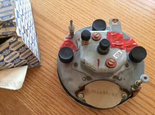 NOS STANPART 95mph 150km/h JAEGER SPEEDOMETER GAUGE TRIUMPH HERALD # SN 6408/00
