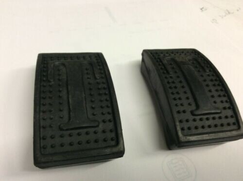 SPITFIRE I-III,GT6 I-II,HERALD,VITESSE,TR3-6 BRAKE,CLUTCH PEDAL RUBBER 122289 X2