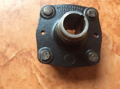 Triumph Spitfire Herald Vitesse MK1 GT6 MK1 REAR Drive Flange Good  Used FAM2004