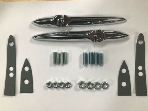 TRIUMPH TR2 TR3 TR3A PAIR CHROME BOOT HINGES AND GASKET 650023/24