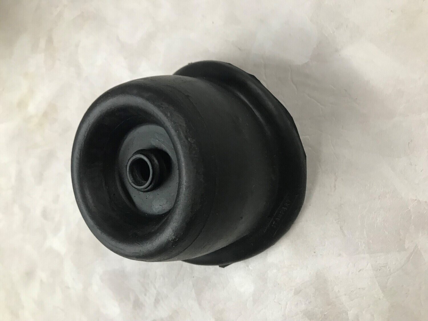 HERALD VITESSE BOND NEW RUBBER  GEARSTICK GAITER 611353
