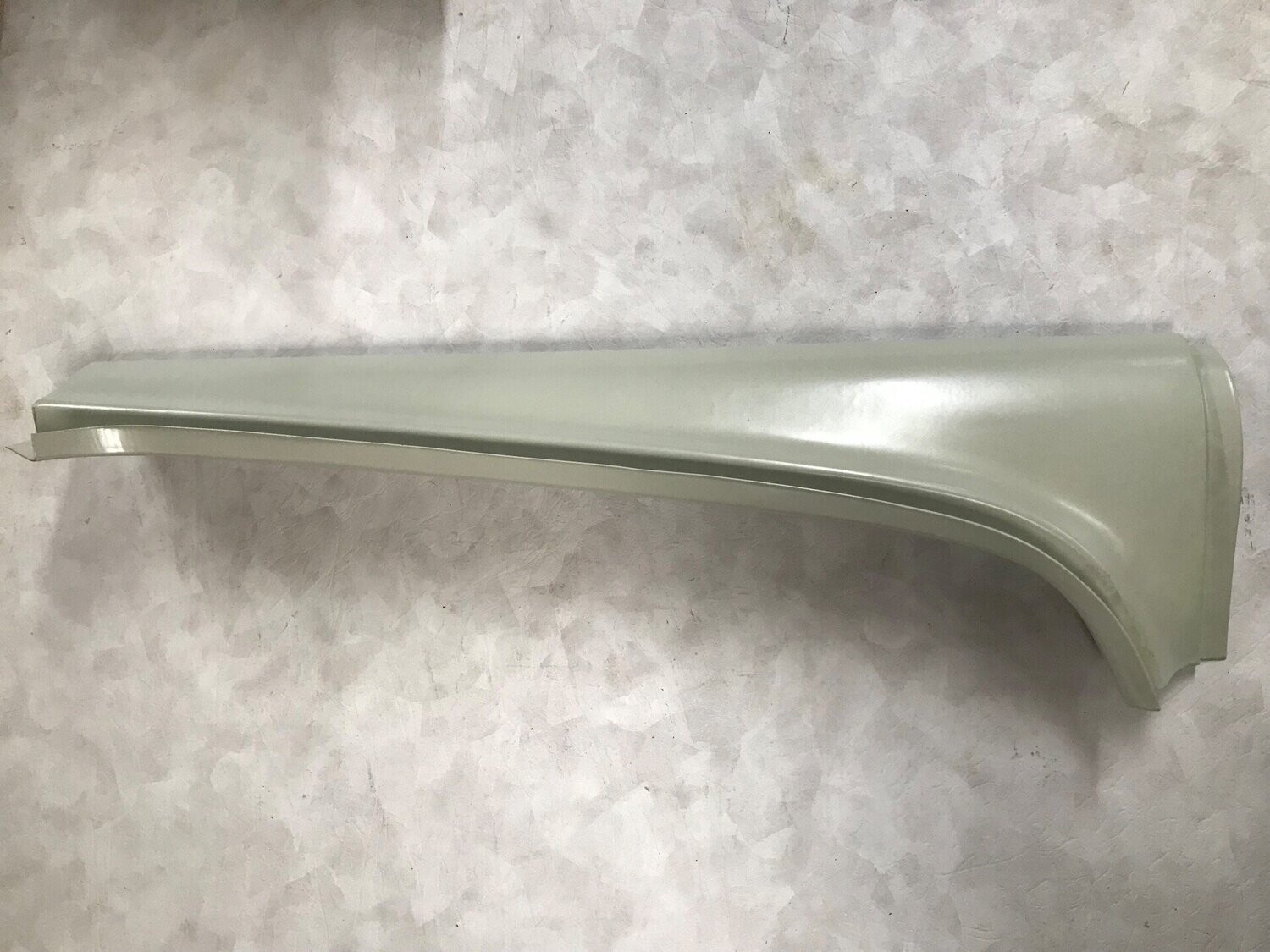 TRIUMPH TR4 TR4A TR5 TR250 R/H REAR DECK UPPER TONNEAU SIDE PANEL PART NO 850008