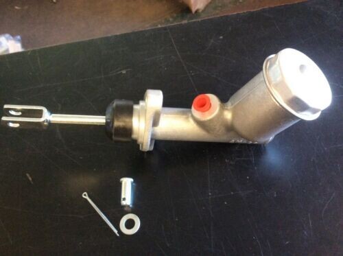 TRIUMPH SPITFIRE, GT6, HERALD, VITESSE CLUTCH MASTER CYLINDER GMC205 GIRLING CAP
