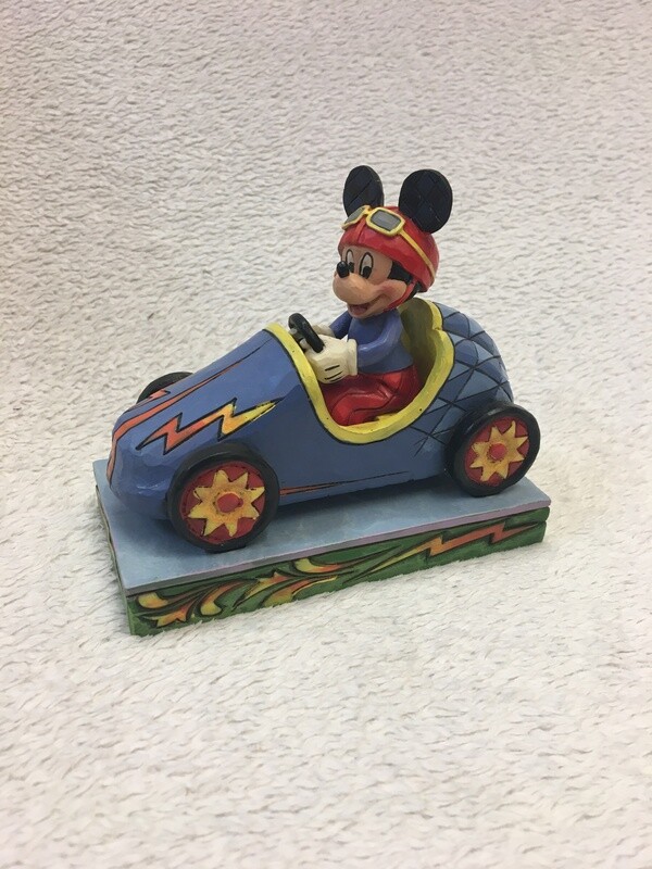 “Mickey Takes the Lead”  6000974