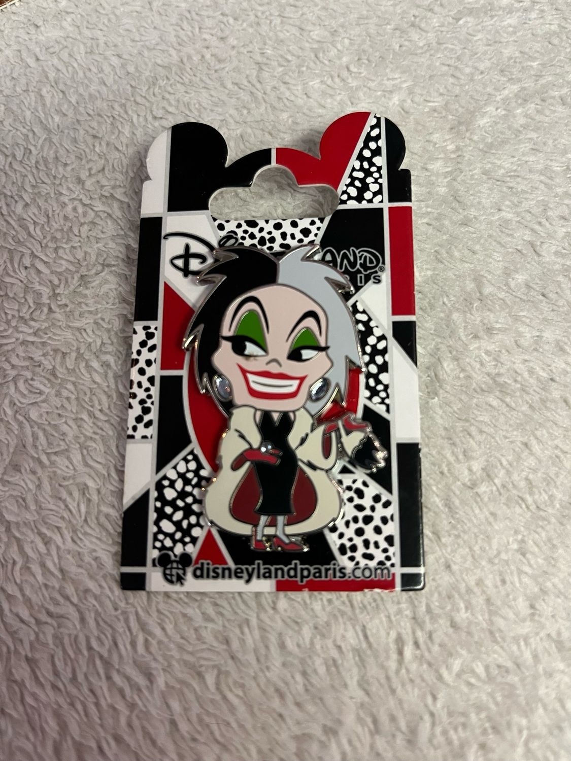 Pin Cruella