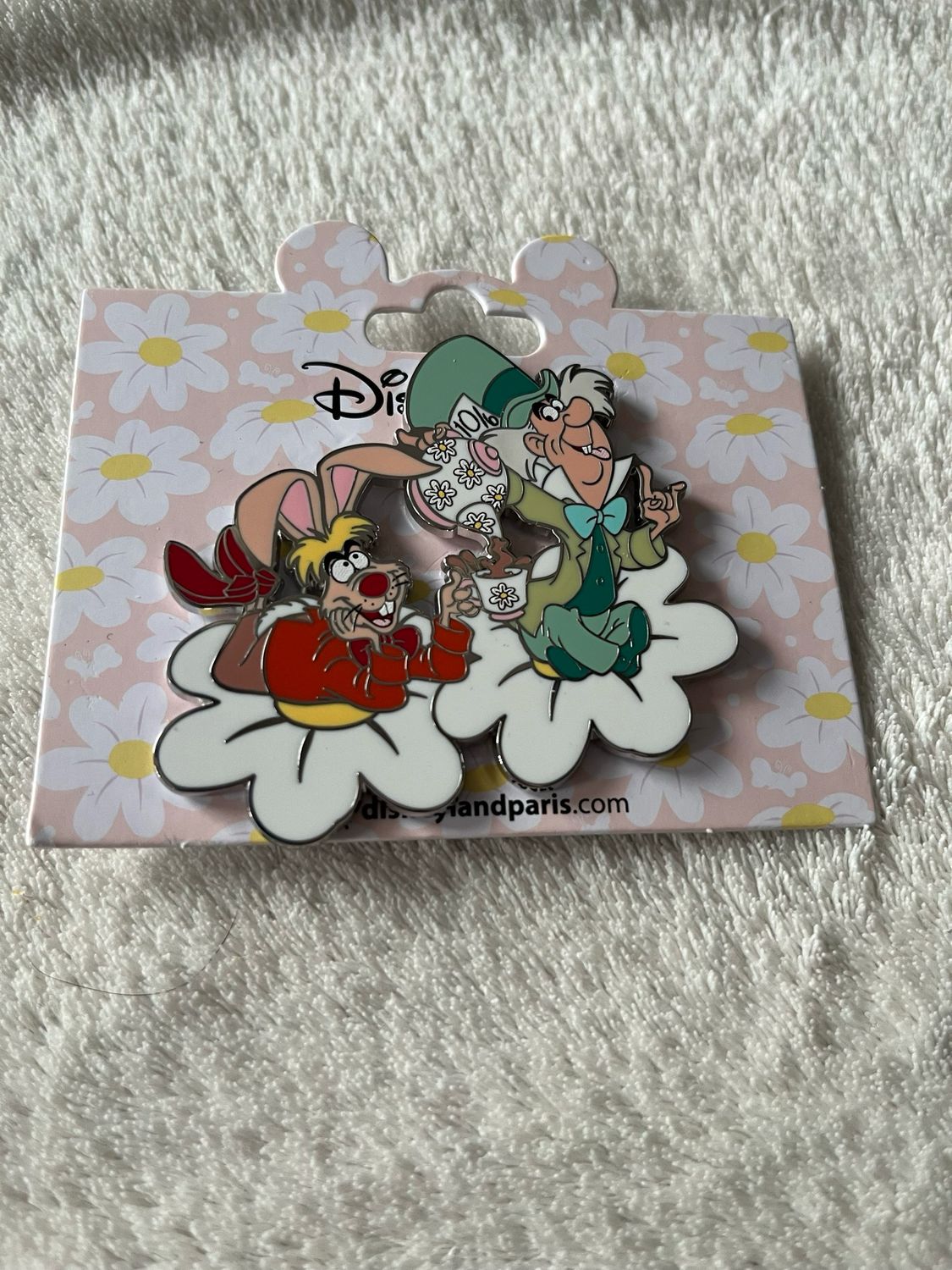 Pin Alice in Wonderland