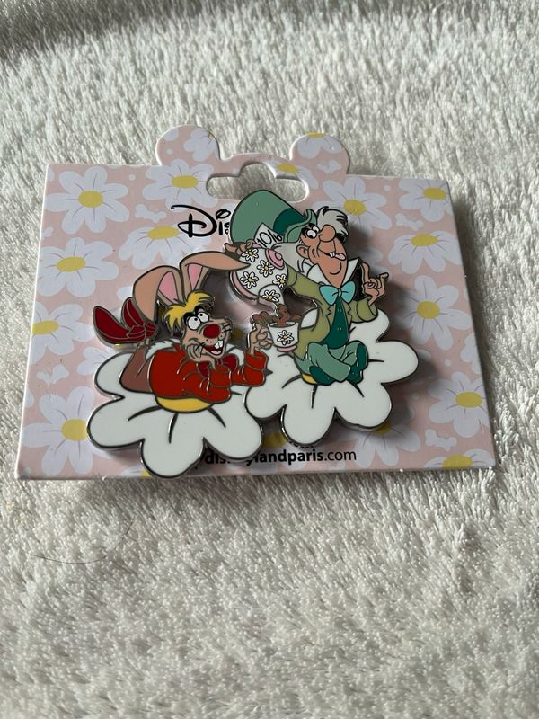 Pin Alice in Wonderland