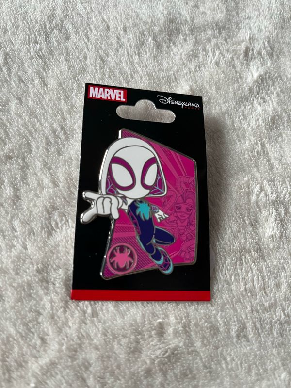 Pin Gwen