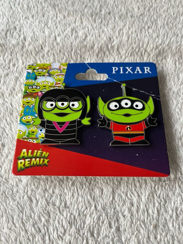 Pin Alien