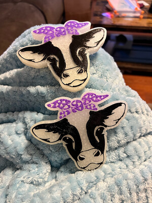 COW WITH HEART BOW