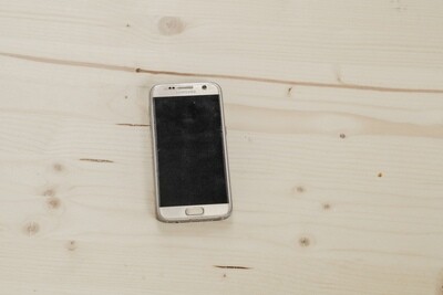 Samsung Galaxy S7 edge SM-G935V 32GB (Verizon)
