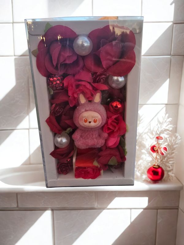 The guardian of the velvet garden