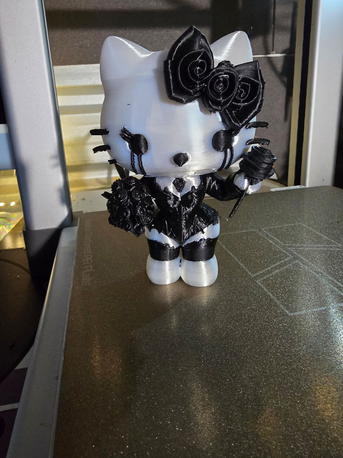 Gothic hello kitty