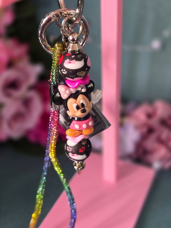 Minnie keychain with NFC