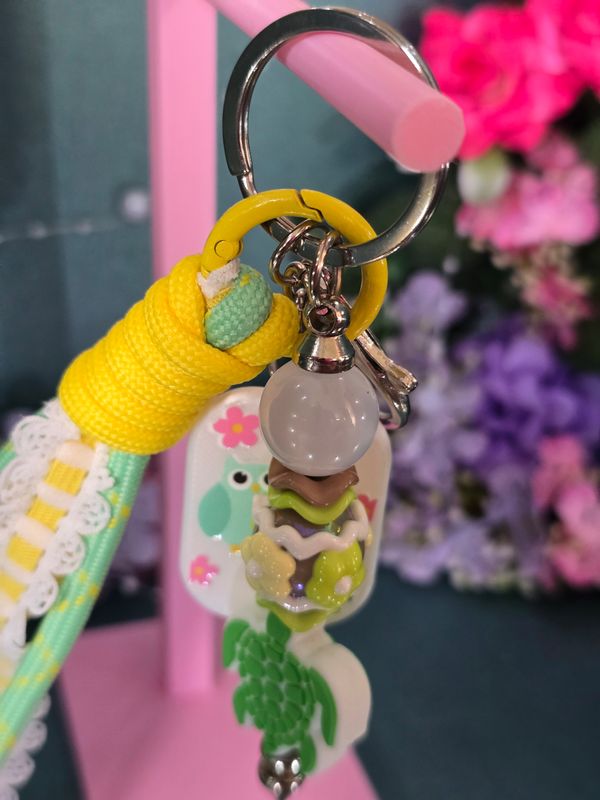 Turtle keychain
