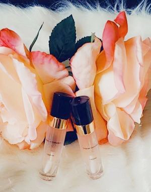 Honey Suckling Lipgloss