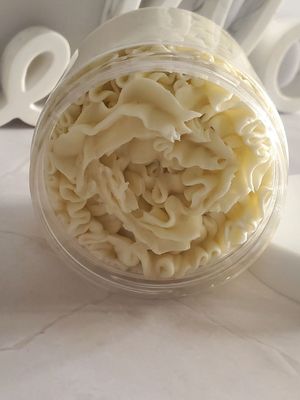 Body butter coconut scent