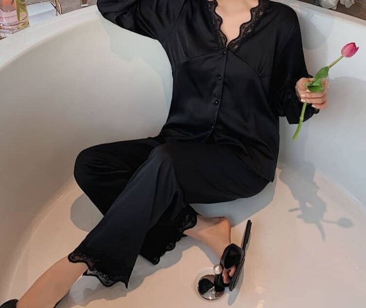 Isabella Black Lace Pyjamas