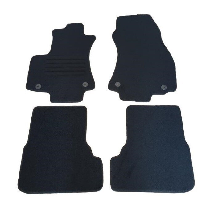Covorase Mocheta pentru OPEL ZAFIRA A 2004-2005 4 Bucati Negru