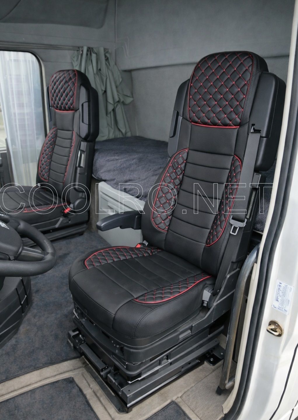 LUX Huse Scaune pentru FORD F-MAX 2018+ EURO 7  Negru Camion PU Piele Textil