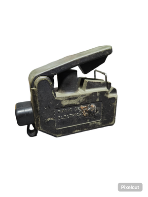 CLAYMORE &quot;CLACKER&quot; DETONATOR