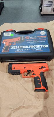 Byrna White Optic LE Universal Kit Orange