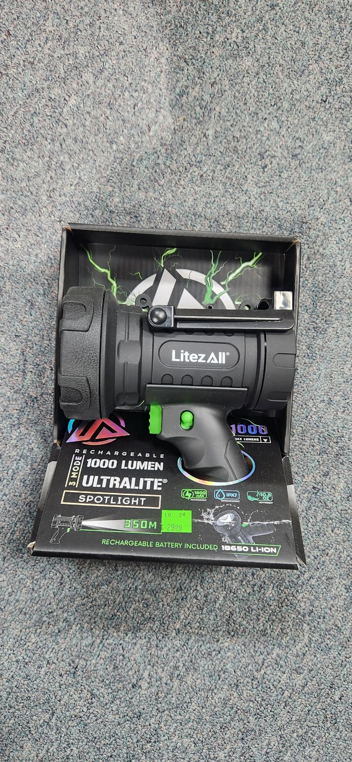 1000 Lumen Ultralite Spotlight