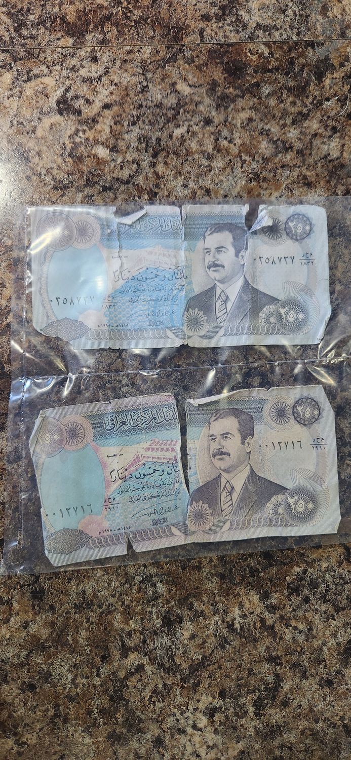 Iraqi dinar money