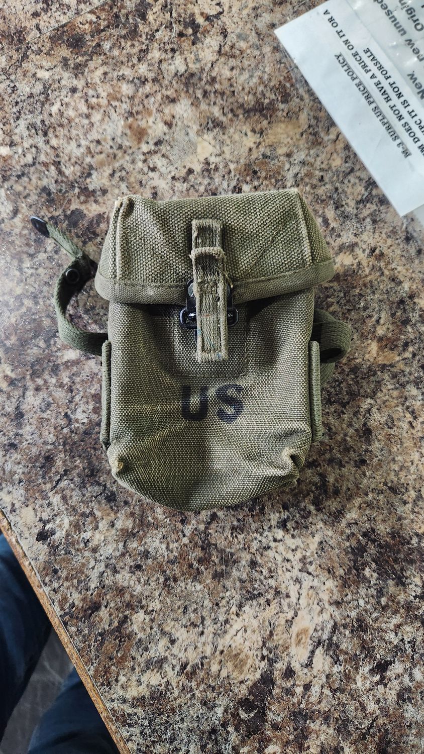 U.S. M1956 SMALL ARMS POUCH