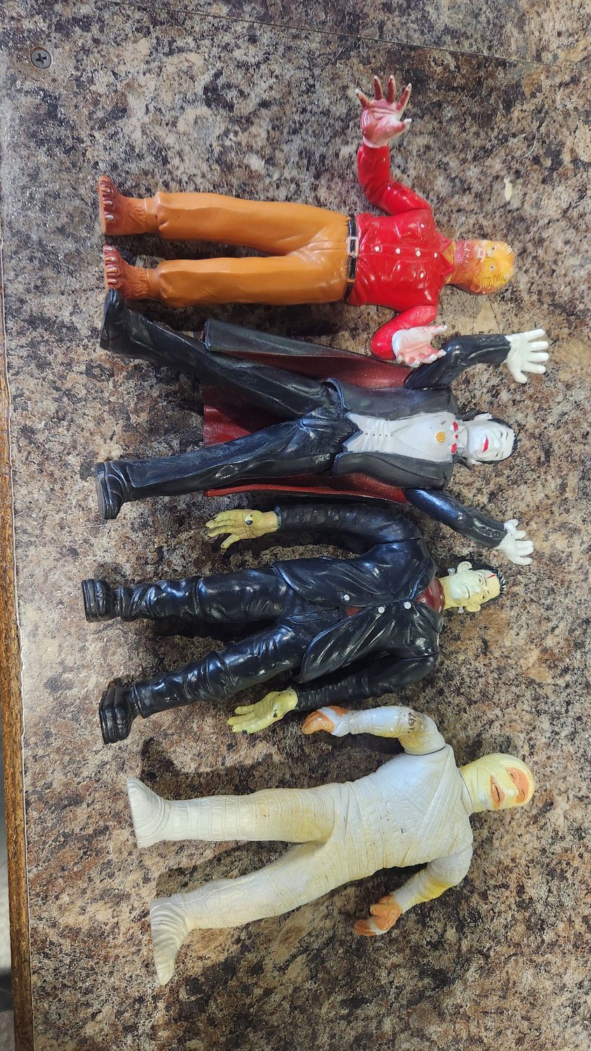 4 Monster Figures