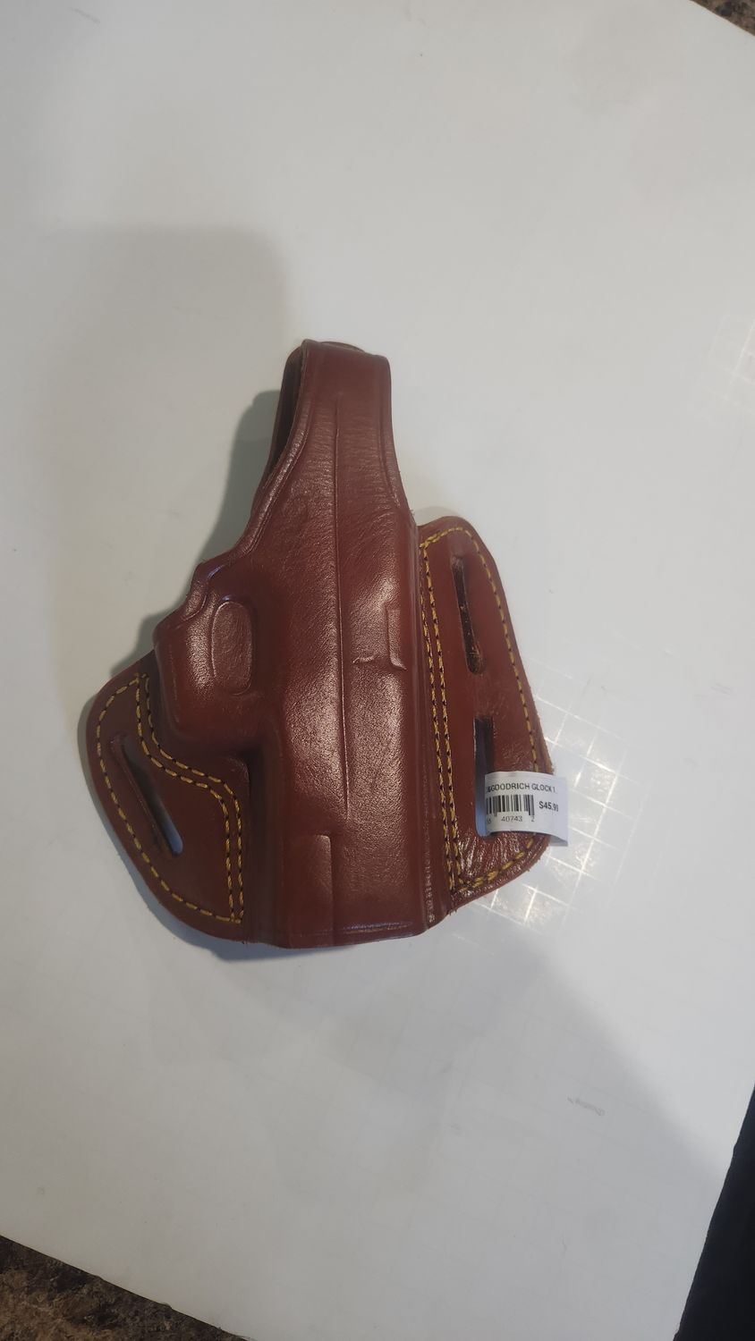 GOULD&amp;GOODRICH GLOCK 19 HOLSTER CHESTNUT RT HAND