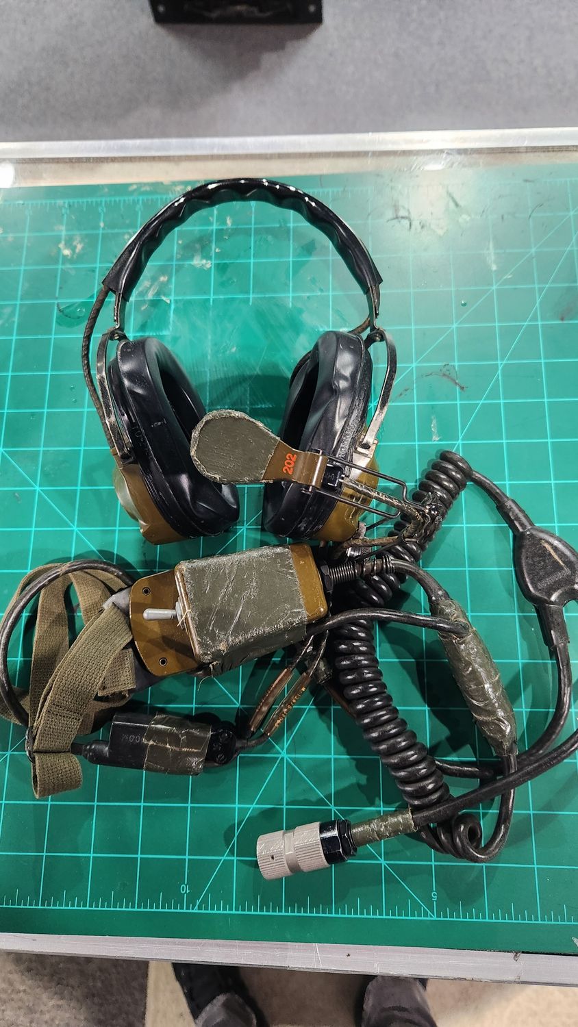 VIETNAM WAR HUEY HEADSET 161D/U