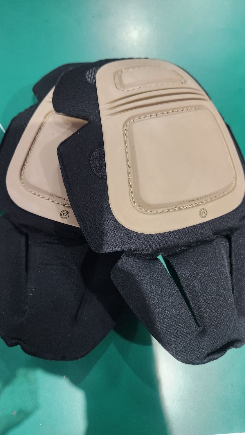 CRYE PRECISION KNEE PADS L